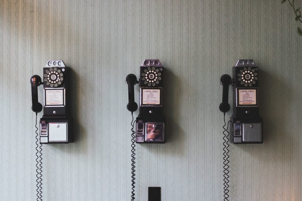How to be in touch with your customers 24x7