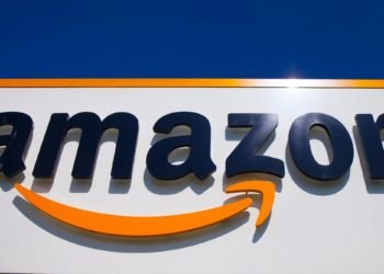 Jeff Bezos plans to step down from Amazon