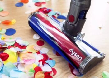 Dyson V8 Fluffy