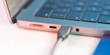 Apple Confirms It Will Leave Lightning Behind in Future Iphones