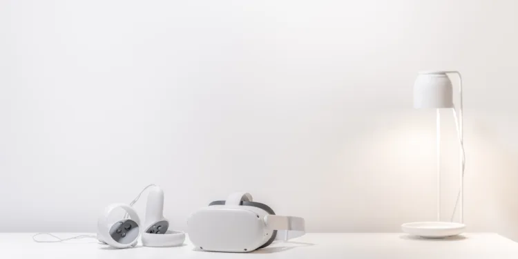 The Meta Quest 2’s Passthrough Button Melts Away, Just Like Reality