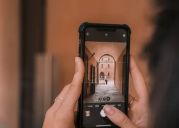 7-Reasons-Why-Every-Business-Should-Be-Mobile-Friendly-appedus