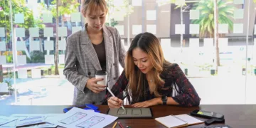 How-do-app-developers-work-with-UI-designers-Appedus