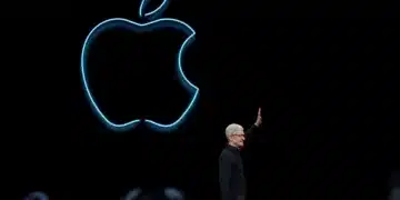 apple Music-reveals-to-take-off-siri-only-voice